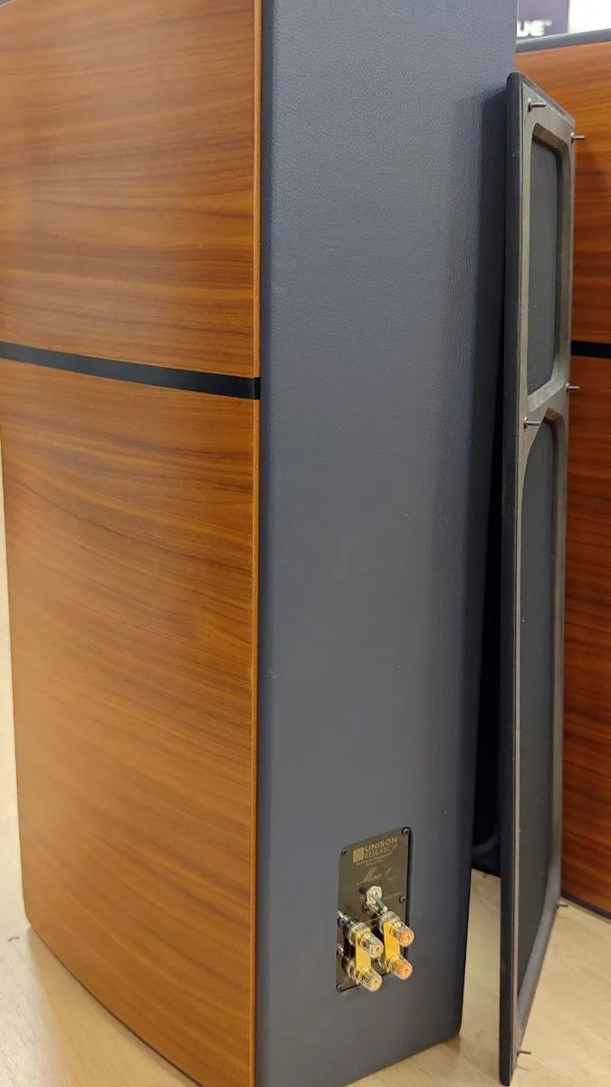 unison research max 1 unison research max 1